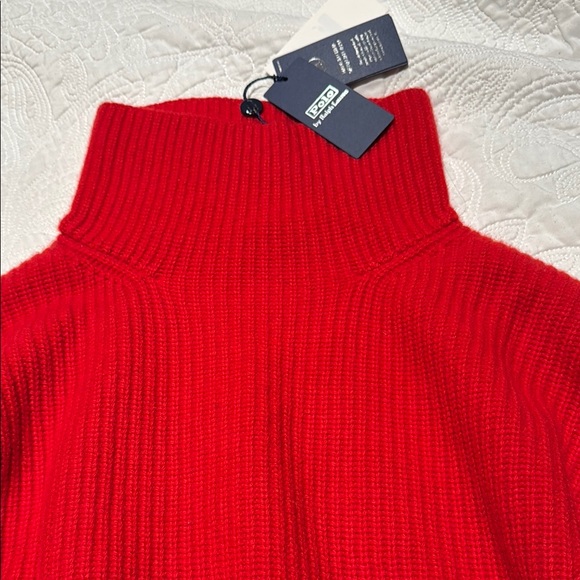 Polo by Ralph Lauren Red Ribbed Turtleneck Sweater - tags NOT included - Picture 4 of 6